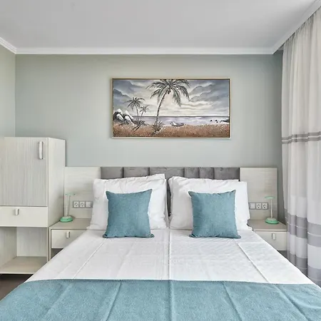 3bd Paradise With A Stunning View With Parking By Flat Mаnаger * Νεσέμπαρ