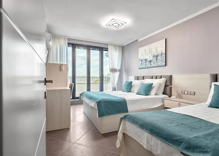 3bd Paradise With A Stunning View With Parking By Flat Mаnаger Nesebyr