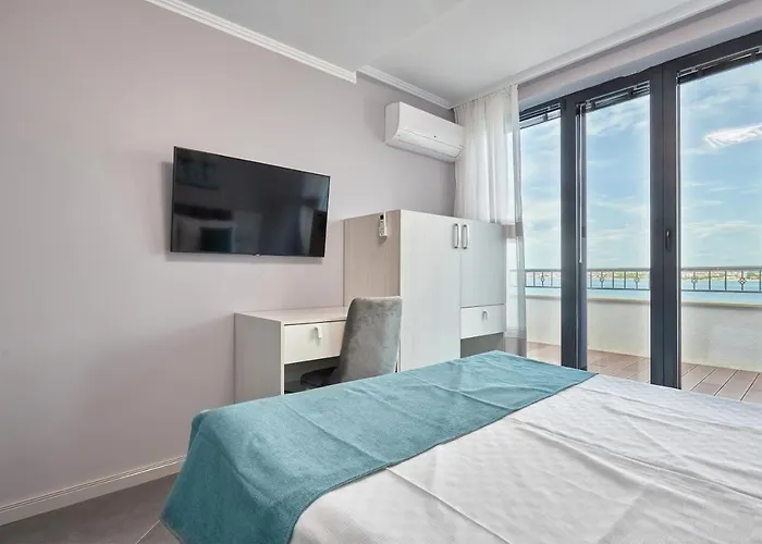 3bd Paradise With A Stunning View With Parking By Flat Mаnаger Nesebyr