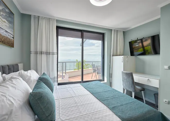 Appartamento 3bd Paradise With A Stunning View With Parking By Flat Mаnаger *